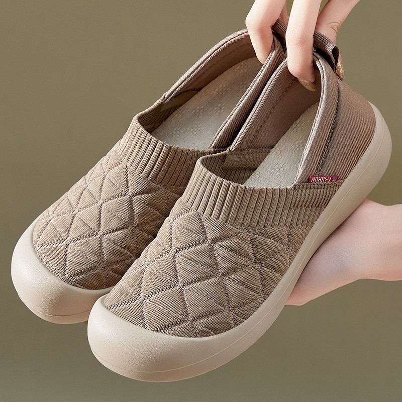 Cadia ฤดูใบไม้ผลิฤดูร้อนสไตล์ใหม่เก่าปักกิ่งรองเท้าผ้าผู้หญิงBreathable Anti-Slip Slip-Onรองเท้าแม่All-match Soft-soled