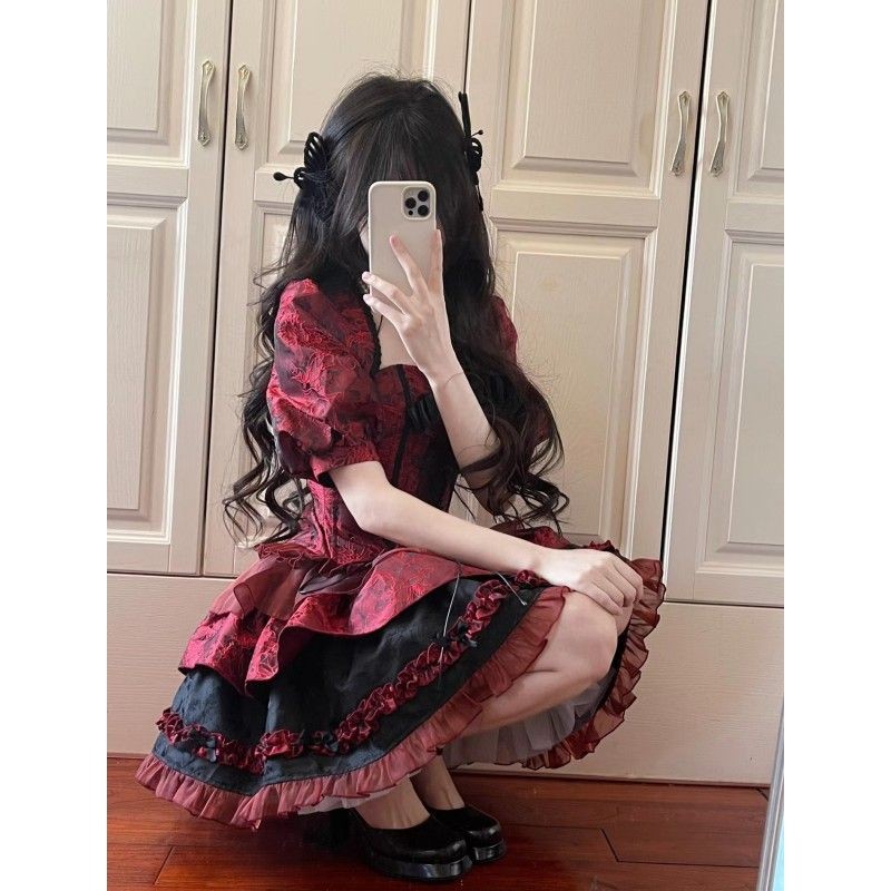 1.5,000 คนคอลเลกชัน Dark Series lolita Princess Pettiskirt ชุดพัฟแขนสั้น Coat Tube Top lolita กระโปร