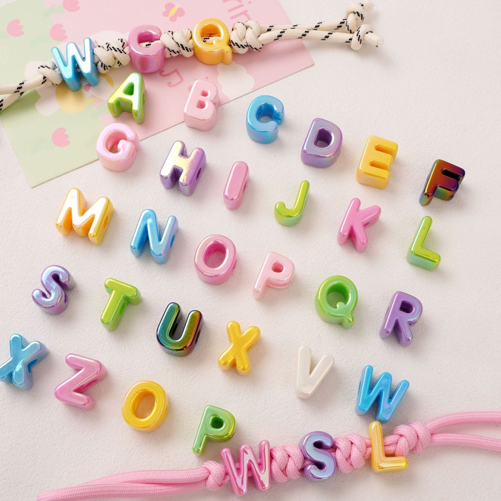 St.kunkka 5 ชิ้น อะคริลิค ลูกปัดชุบ UV ลูกปัดตัวอักษร A-Z หลุมขนาดใหญ่สำหรับทำสร้อยข้อมือและสร้อยคอมืองานฝีมือ