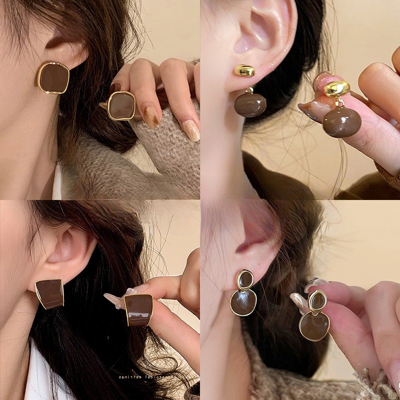 ต่างหูสไตล์เรโทรสำหรับฤดูใบไม้ร่วงและฤดูหนาว แบบใหม่จาก Merad