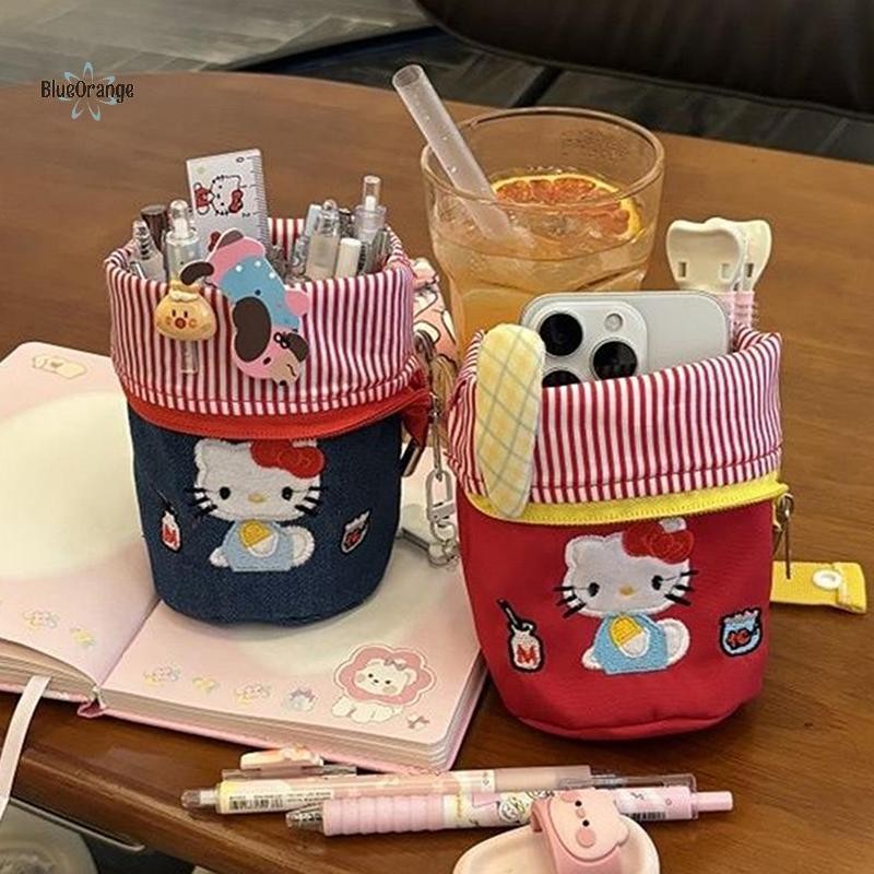 ใหม่ น่ารัก Hello Kitty ดินสอกรณีกระเป๋าเครื่องสําอางแบบพกพาขนาดใหญ่ความจุกระเป๋า KT Cat Bucket Tote กระเป๋านักเรียนเครื่องเขียนของขวัญ hot