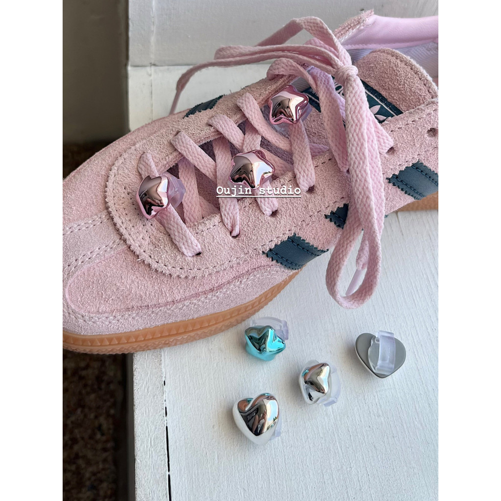 สไตล์เกาหลี ins สไตล์ High-End สีสันดาว Love diy รองเท้าหัวเข็มขัดแฟชั่นอุปกรณ์เสริมรองเท้าลําลองผู้หญิง