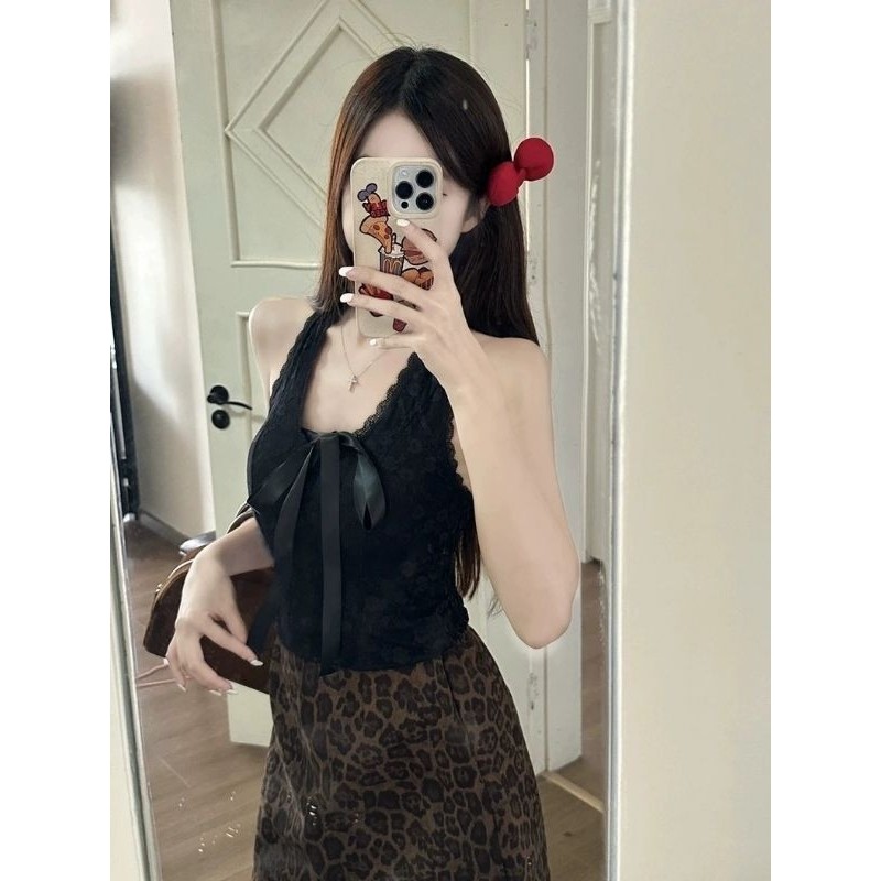 Elves พร้อม💟เสื้อกล้ามลูกไม้ ฟองน้ำในตัว ดีเทลห้อยคอ ผูกสายหน้าอก ว้าวหลัง เซ็กซี่เบาๆ สีพื้น เซ็กซี่ 