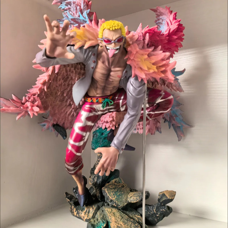 One Piece One Piece One Piece Doflamingo Little Tang Tianyesha Mingge รูปเครื่องประดับของขวัญ