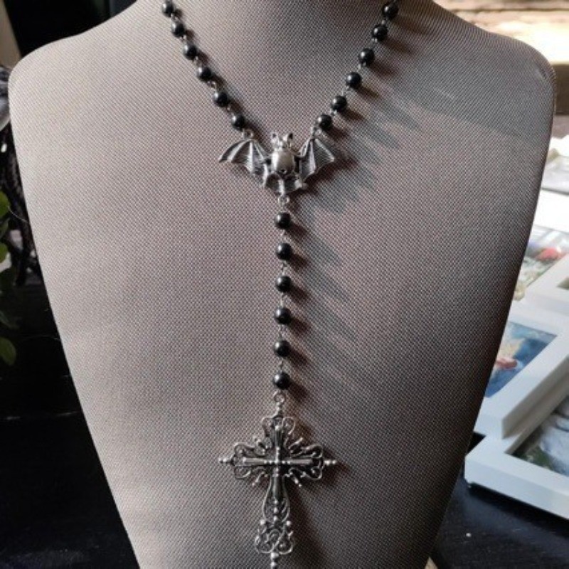 Punk Rock Cross สร้อยคอ Gothic Y2k สีดําลูกปัดสร้อยคอยาวผู้หญิงแฟชั่นอุปกรณ์เสริม