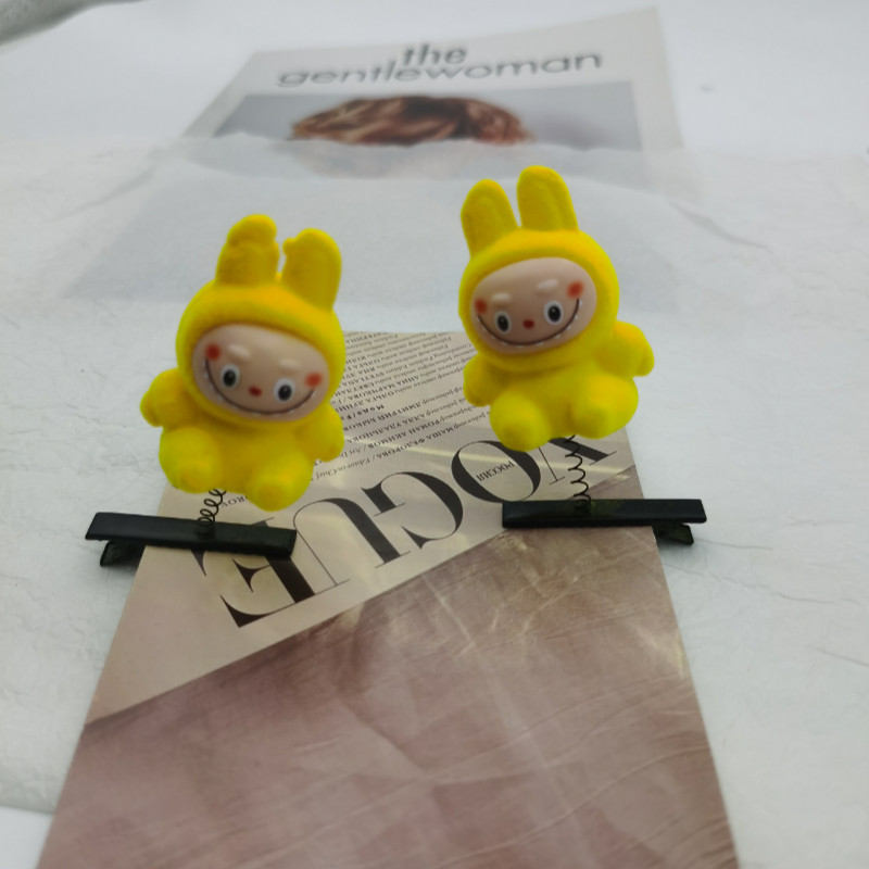 2pcs labubu flocked ตุ๊กตาสามมิติฤดูใบไม้ผลิ hairpin หญิงใหม่การ์ตูน bangs เครื่องประดับผม - รูปที่ 6