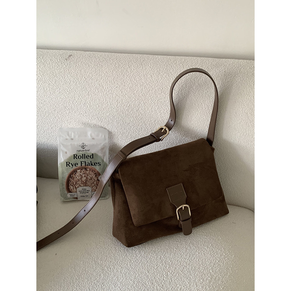 ฤดูใบไม้ร่วงและฤดูหนาวใหม่ Retro Elegant Suede One-Shoulder chihuaatile Casual Messenger Bag