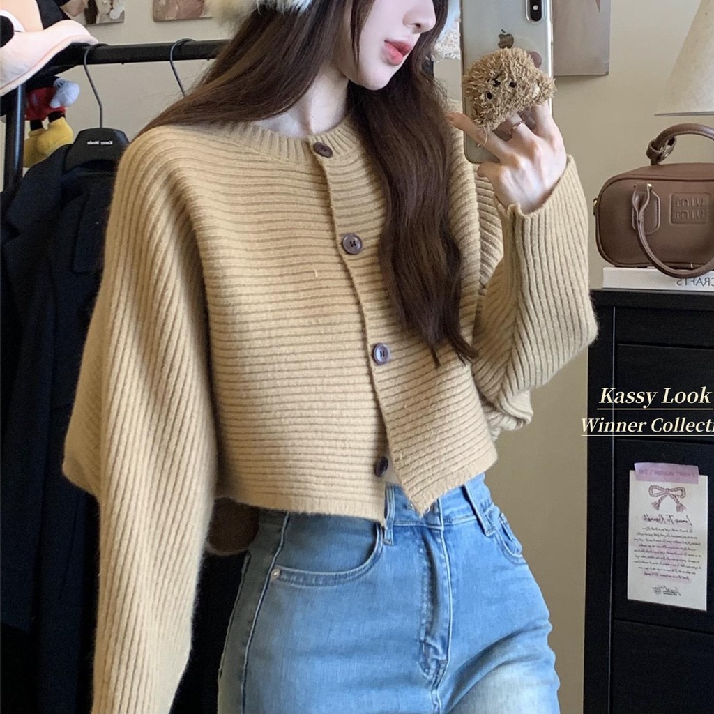 Hermarou เสื้อกันหนาวผู้หญิงถักเสื้อสเวตเตอร์ถักธรรมดารอบคอสั้นด้านบนเสื้อหลวม