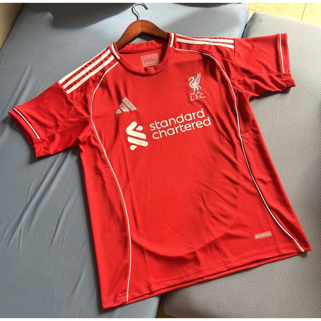25-26 เสื้อฟุตบอลลิเวอร์พูลเหย้า แฟน เวอร์ชั่น เสื้อเจอร์ซีย์