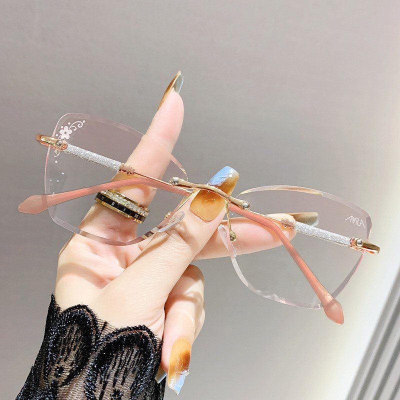 (+0~+400) แว่นสายตายาวแฟชั่นผู้หญิงไร้กรอบป้องกันแสงสีฟ้าแว่นสายตายาวแว่นตาอ่านหนังสือผู้สูงอายุ