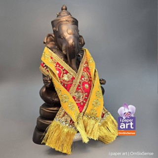 ผ้าคล้ององค์เทพ ปักดิ้นอินเดียและประดับคริสตัล เพิ่มความสง่า…