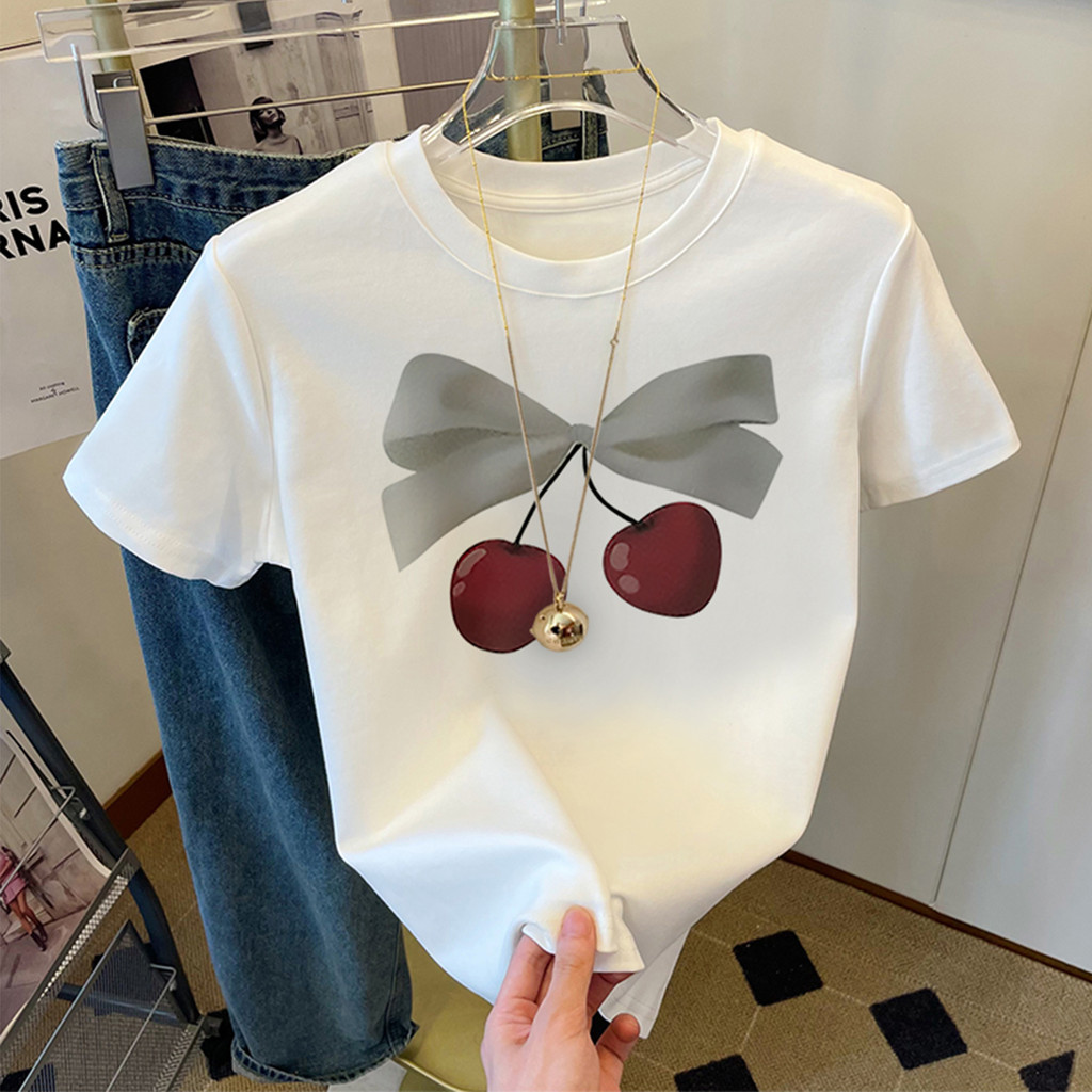 COD✅ (ส่งจากกรุงเทพ)BOOM Shop เชอร์รี่สีขาวพิมพ์เสื้อยืดแขนสั้นผู้หญิงฤดูร้อน 2024 ใหม่ cotton 100