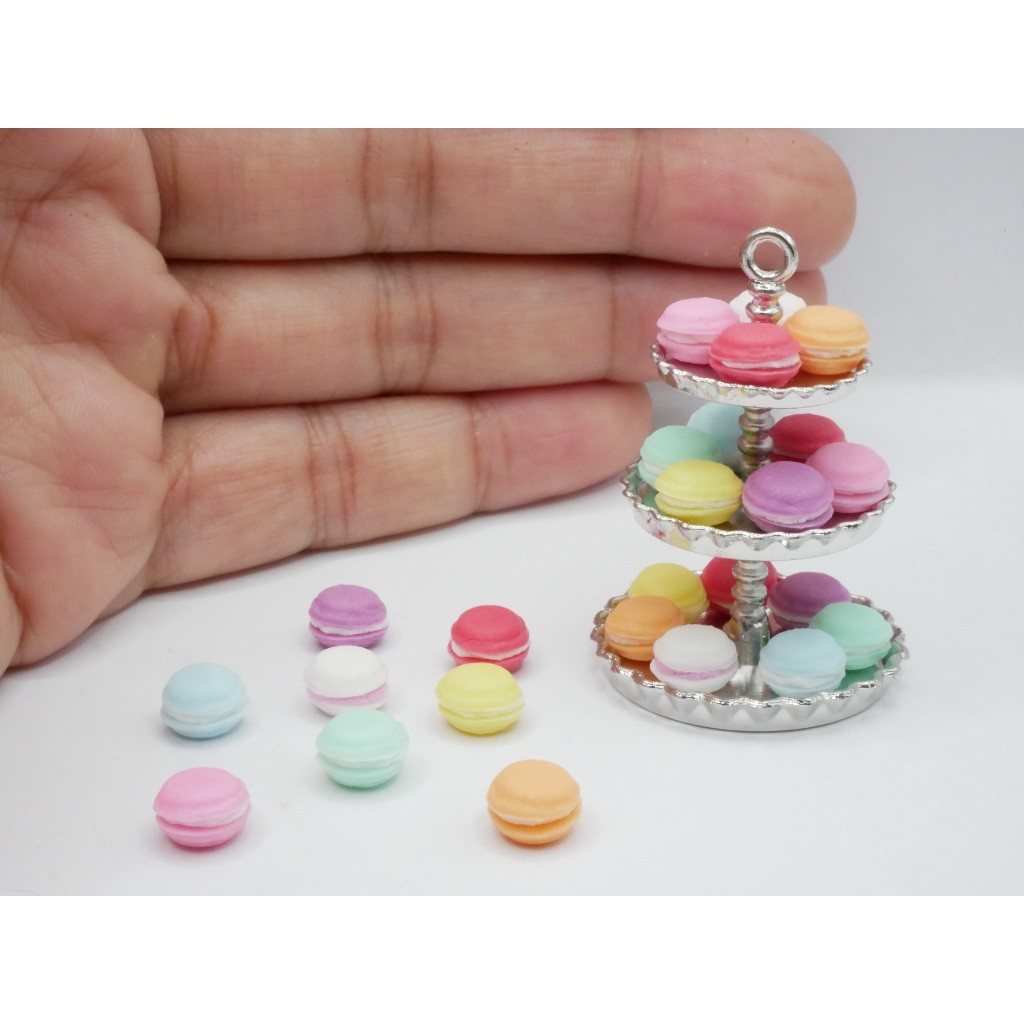มาการองจิ๋ว (ราคา/ชิ้น) งานดินปั้น ขนาด 0.7 ซม. มาการอง macaron ขนมจิ๋ว ของจิ๋ว Miniature ของตกแต่งบ้านตุ๊กตา