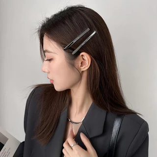 Ins กิ๊บติดผมตัวอักษรโลหะหญิงคลิปด้านข้างแบนคลิป Duckbill