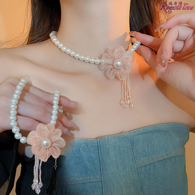 [1605 บทวิจารณ์เชิงบวก] สร้อยคอคริสตัลลูกไม้ฝรั่งเศสลายดอกไม้ สร้อยคอแฟชั่นคอปกหรูหราหวาน N273