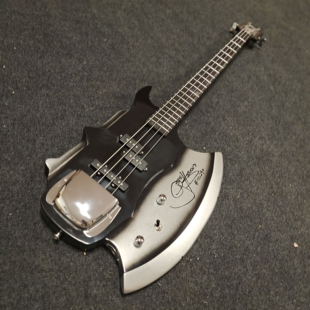 แฟชั่น Axe Bass PJ เบสสี่สาย ระดับสูงมาก สวยงาม สำหรับการแสดงมืออาชีพ