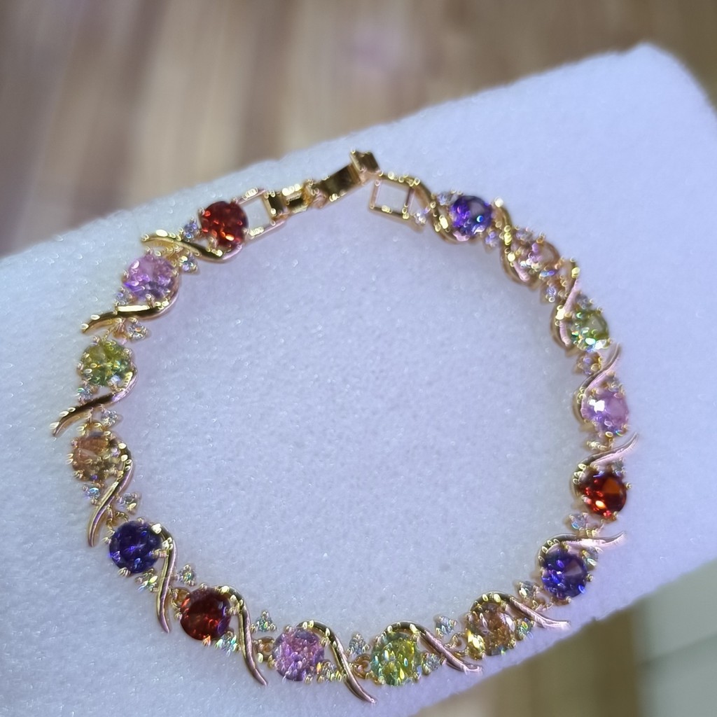 สไตล์ใหม่Zirconสร้อยข้อมือแฟชั่นHigh-EndบรรยากาศฝังZirconชุบทองยาวนานสีReten