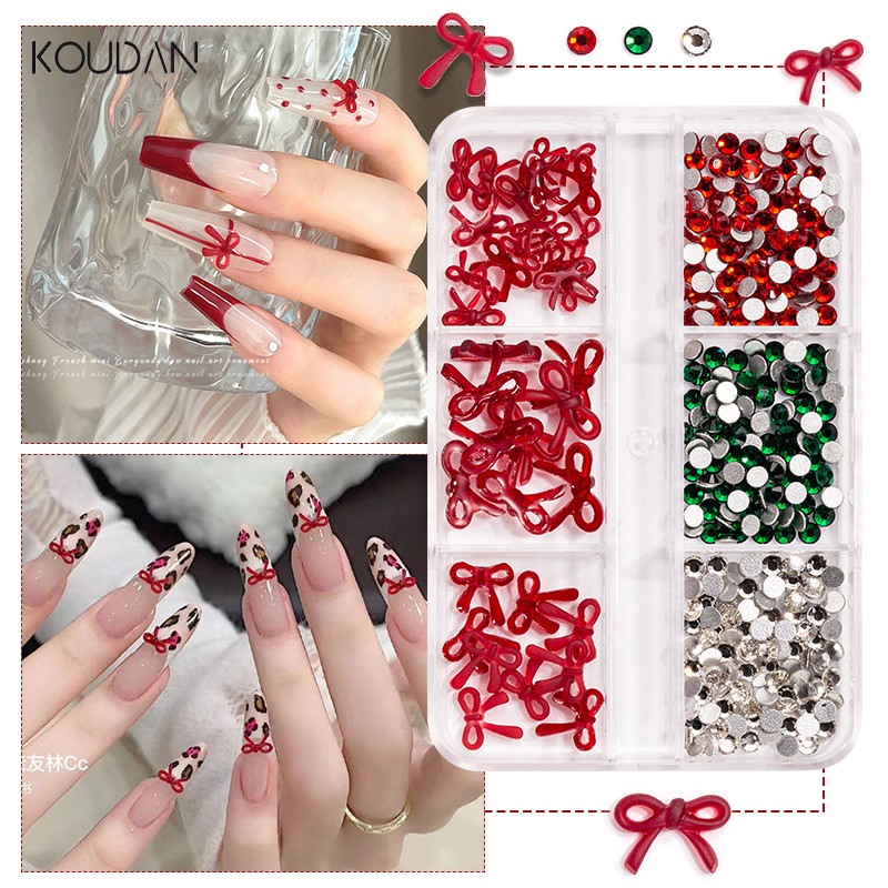 เล็บตกแต่งเล็บสติกเกอร์เล็บ Rhinestone เพชรคริสตัลคริสต์มาสสีแดงโบว์กล่อง KOUDAN