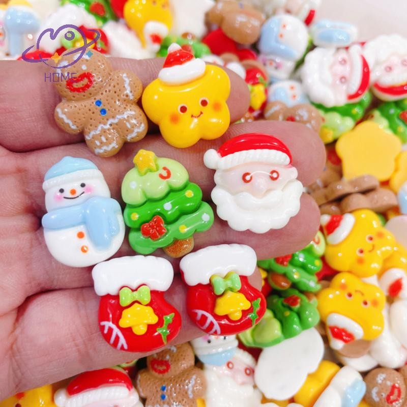 [mayhome] 10 ชิ้นมินิคริสต์มาสตุ๊กตาเรซิ่นหัตถกรรมน่ารัก Reindeer Xmas Tree Santa Claus Flatback Cabochon เครื่องประดับ DIY ของขวัญปีใหม่ {TH}