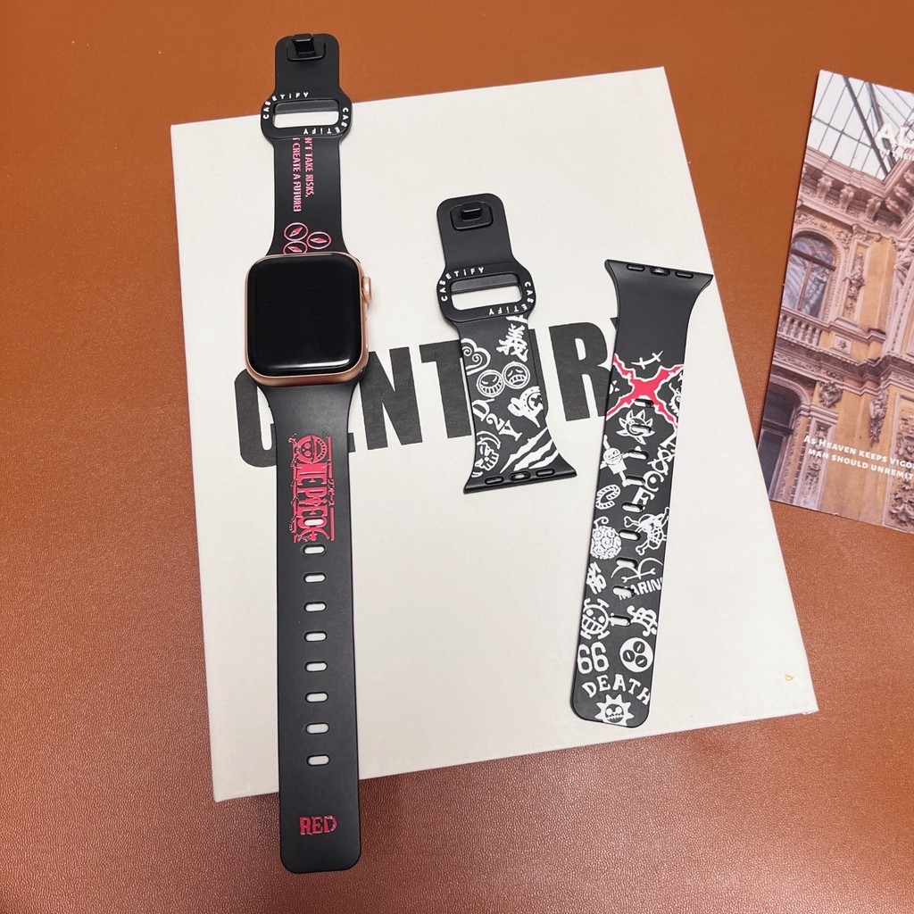 Strap One Piece Logo เหมาะสําหรับ Apple Watch 42mm/44mm/45mm/49mm Universal 38mm/40mm/41mm Universal