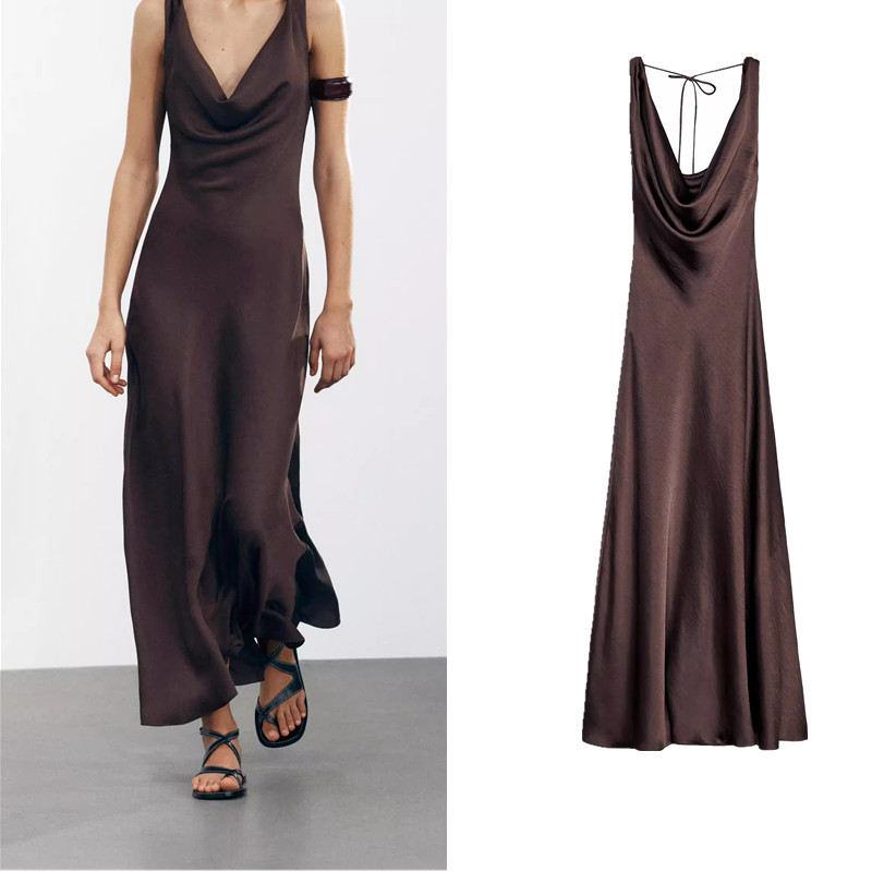 Zara New Product Series เดรสยาวเนื้อผ้าไหมซาติน 2590987 700
