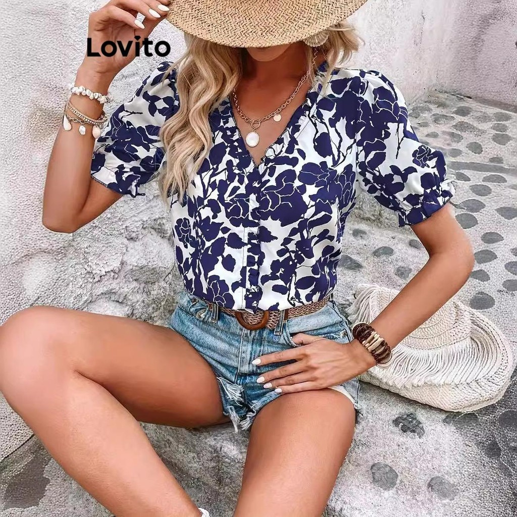Lovito เสื้อเบลาส์ผู้หญิง ลายดอกไม้ ขอบหยัก สไตล์หรูหรา LNL71349