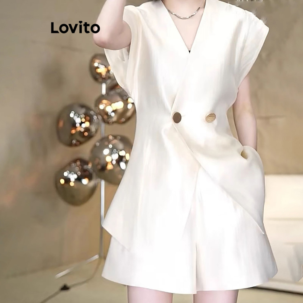 Lovito ชุดเซ็ทกางเกงขาสั้น พร้อมเสื้อแขนกุด มีกระดุม สีพื้น สไตล์ลำลอง สำหรับผู้หญิง LNE37421 (สีขาว)