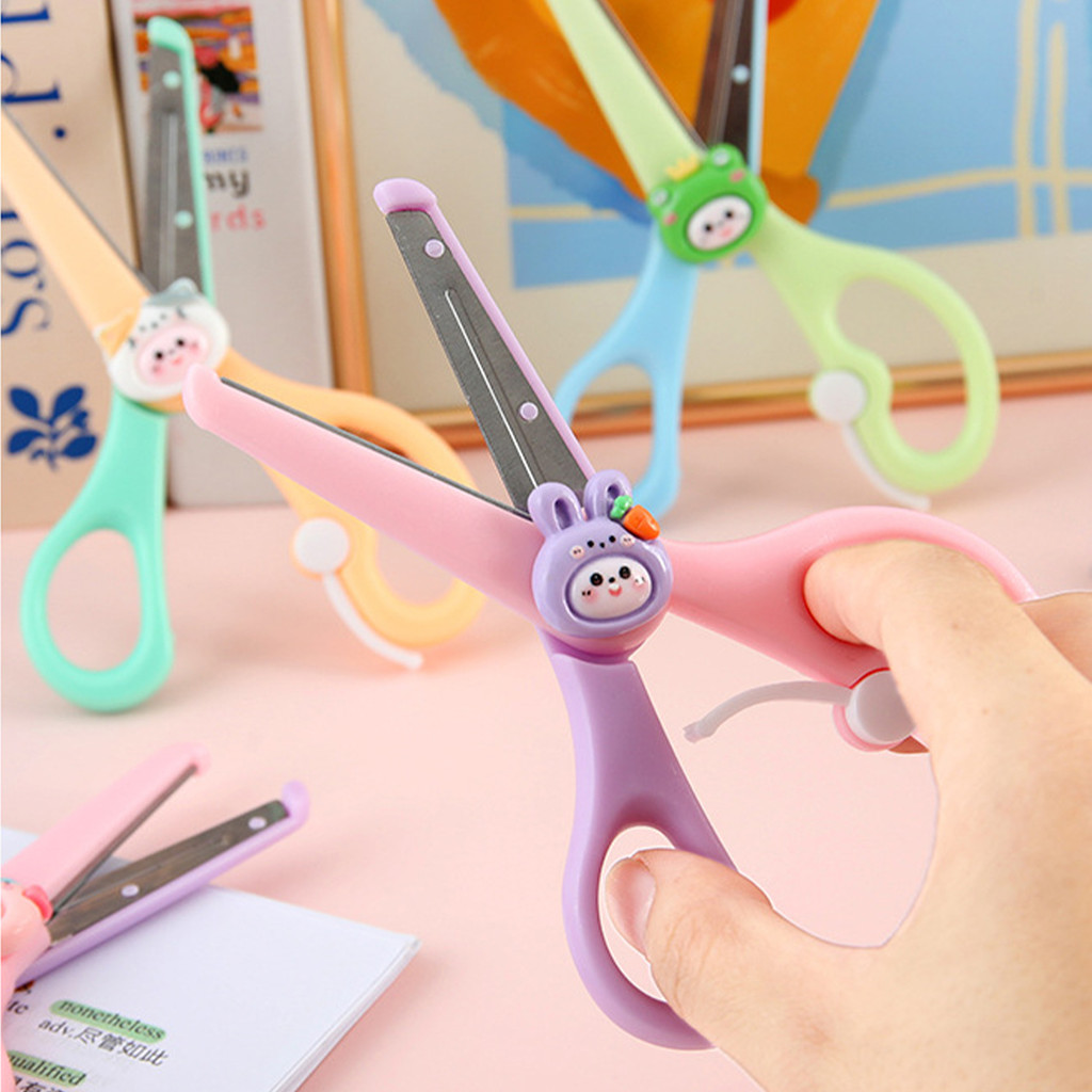 กรรไกรพลาสติก สีลูกกวาด สำหรับกระดาษตัด ทำมือ DIY กรรไกรสแตนเลส กรรไกรตัดกระดาษขนาดเล็ก การ์ตูนน่ารัก - รูปที่ 3