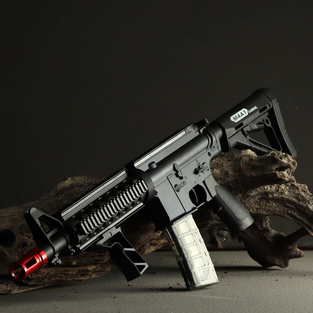 เหมาะสำหรับปืนของเล่นอายุ 14 ปีขึ้นไป M4A1 ใช้กระสุนไฮโดรเจลช่วง 30 เมตรวัสดุไนลอนระบบไฟฟ้าสามารถยิงได้อย่างต่อเนื่อง