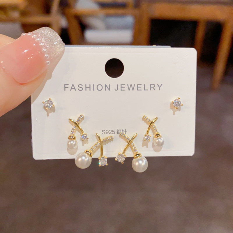 เวอร์ชั่นเกาหลี ส925 เงินเข็มอารมณ์การออกแบบที่เรียบง่ายข้ามต่างหูมุกสามชิ้น - รูปที่ 6