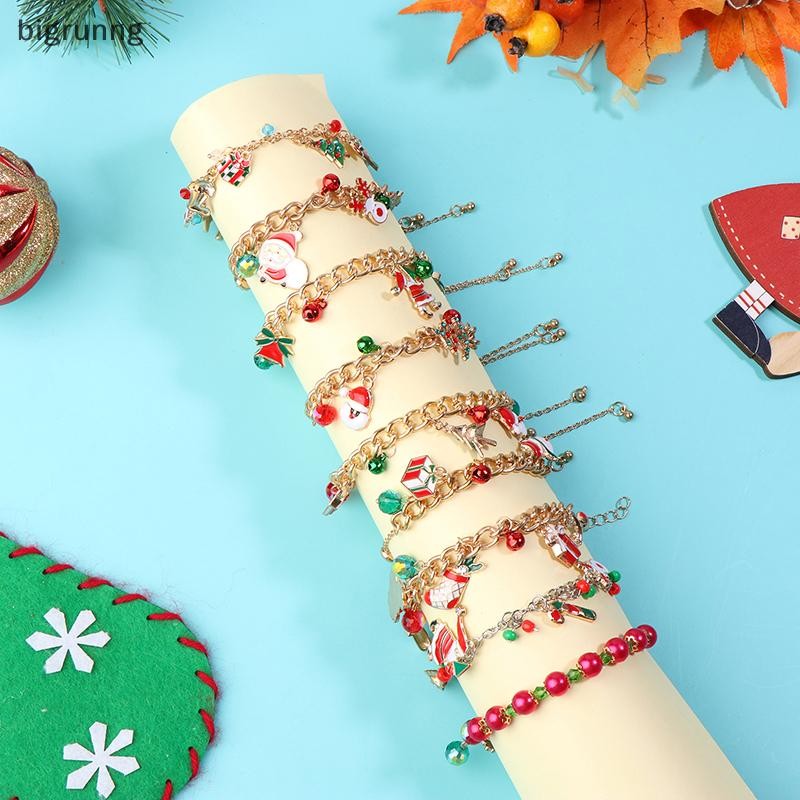 Bigrunng Creative Christmas สร้อยข้อมือโซ่โลหะต้นคริสต์มาสเกล็ดหิมะ Snowman ของขวัญไข่มุก SG