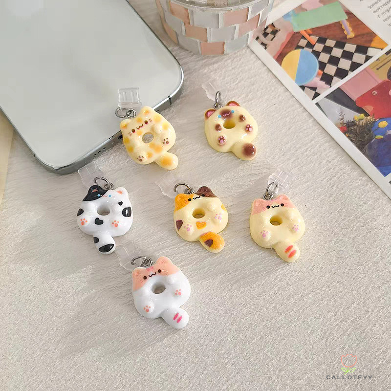 จี้ห้อยโทรศัพท์รูปโดนัทเรซิ่นรูปลูกแมวพร้อมพอร์ตชาร์จสุดน่ารัก -CY