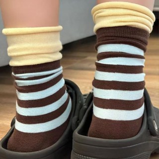 Niche สไตล์แฟชั่น Contrast สี ins อินเทรนด์ปลอมสองชิ้นลายหลว…