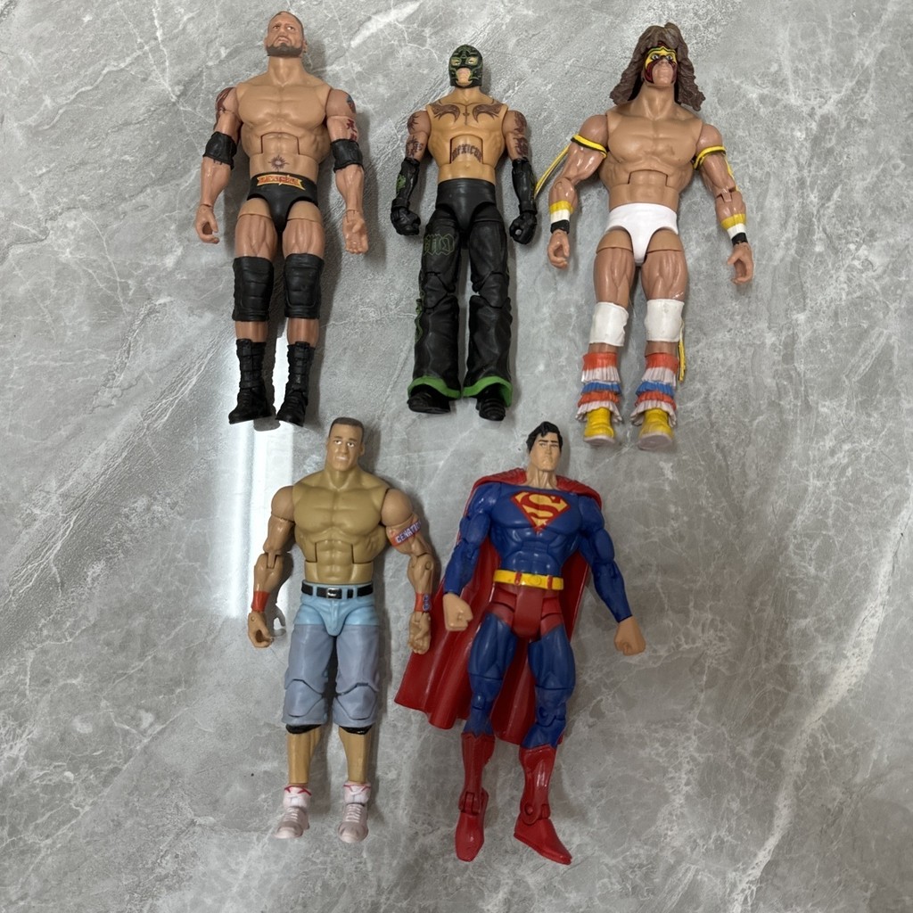 WWE Wrestler Sennabatista Ultimate Warrior Rael Doll Superman Movable สินค้าจํานวนมาก
