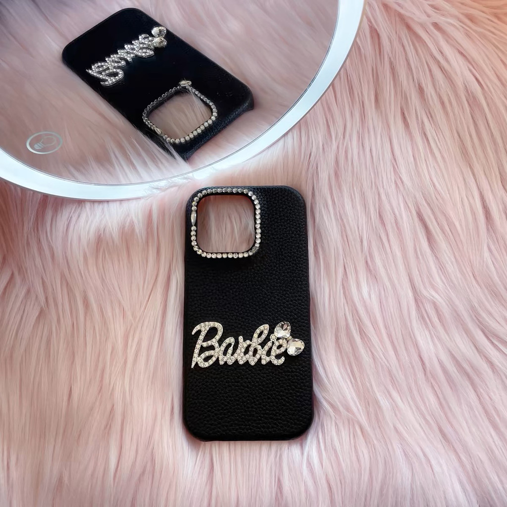 Premium Seriesbarbie-inspired Pink Rhinestone เคสโทรศัพท์ – ฝาครอบหนังแท้ประกายสําหรับ iPhone 16 15 14 13 12 11 Series, Girly Glamorous อุปกรณ์เสริมสําหรับผู้หญิงและวัยรุ่น ราคา ถูกที่สุด ดีลบีเคเค แกลเลอรีภาพที่ 4