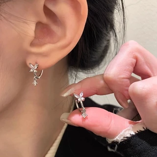Roselife 1 คู่ 14K Gold คริสตัลผีเสื้อ Hoop ต่างหูสําหรับผู้หญิง Hypoallergenic Bow หูวงกลมเครื่องประดับอุปกรณ์เสริม
