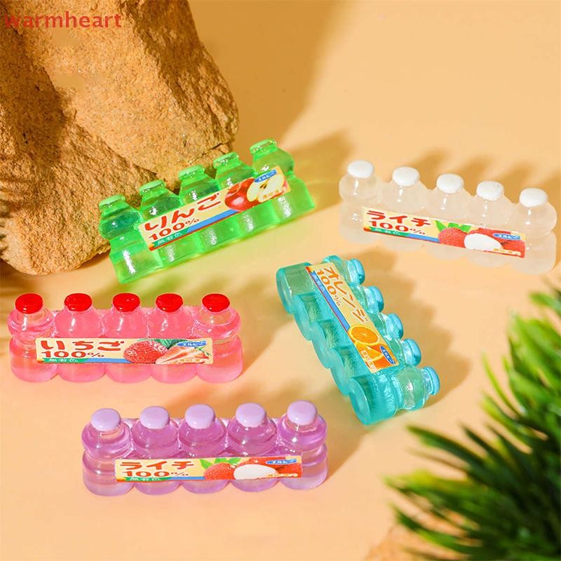 (หัวใจที่อบอุ่น) 1pc Miniature ตุ๊กตาน้ําผลไม้ขวดเครื่องดื่มรุ่น Mini Play ห้องครัวสําหรับตุ๊กตาอาหารของเล่นเรซิ่น DIY อุปกรณ์เสริม