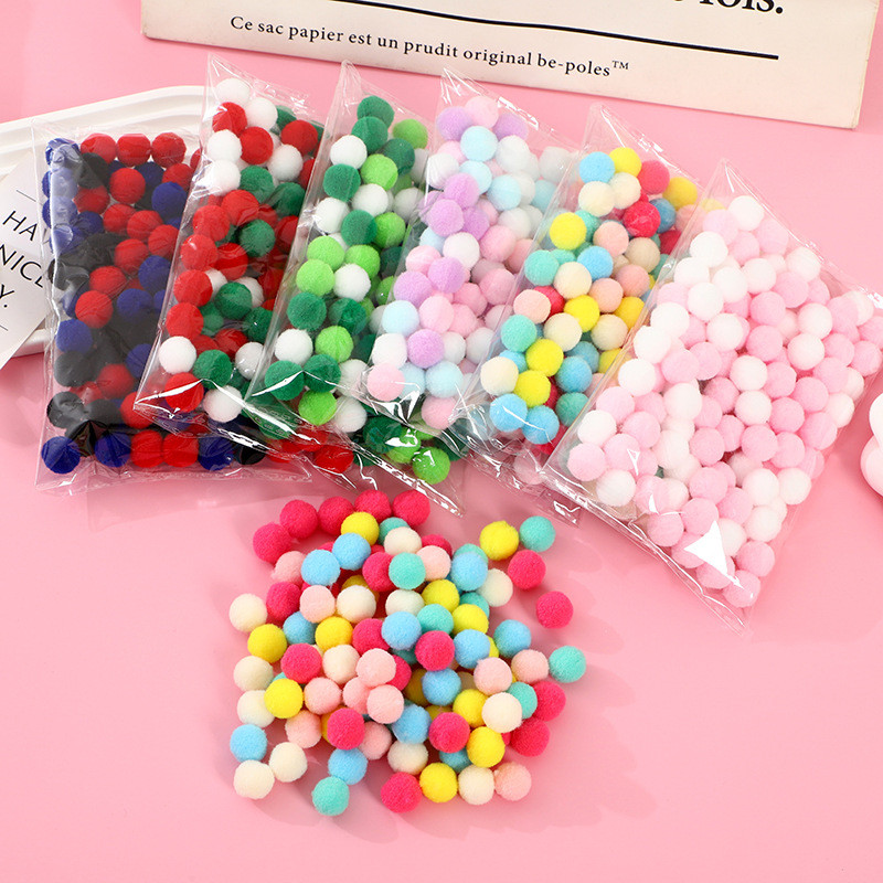 100 ชิ้น/ถุง Macaron Pompom Fluffy Ball 10 มม.สี Plush Ball Handmade Craft DIY ของเล่นตกแต่งแถบคาดศีรษะวัสดุอุปกรณ์เสริมคริสต์มาสของขวัญ ราคา ถูกที่สุด ดีลบีเคเค