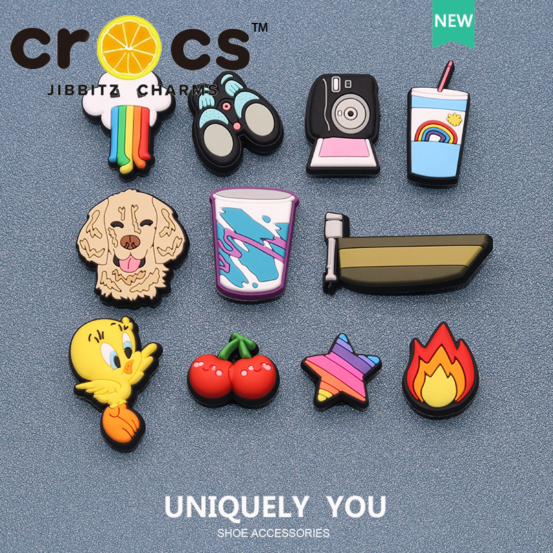 Jibbitz crocs ชาร์ม หัวเข็มขัดรองเท้ารู อุปกรณ์เสริมใหม่ DIY การ์ตูน ตกแต่ง สนุก หัวเข็มขัด จิ๊บบิท ตัวติดรองเท้า crocs