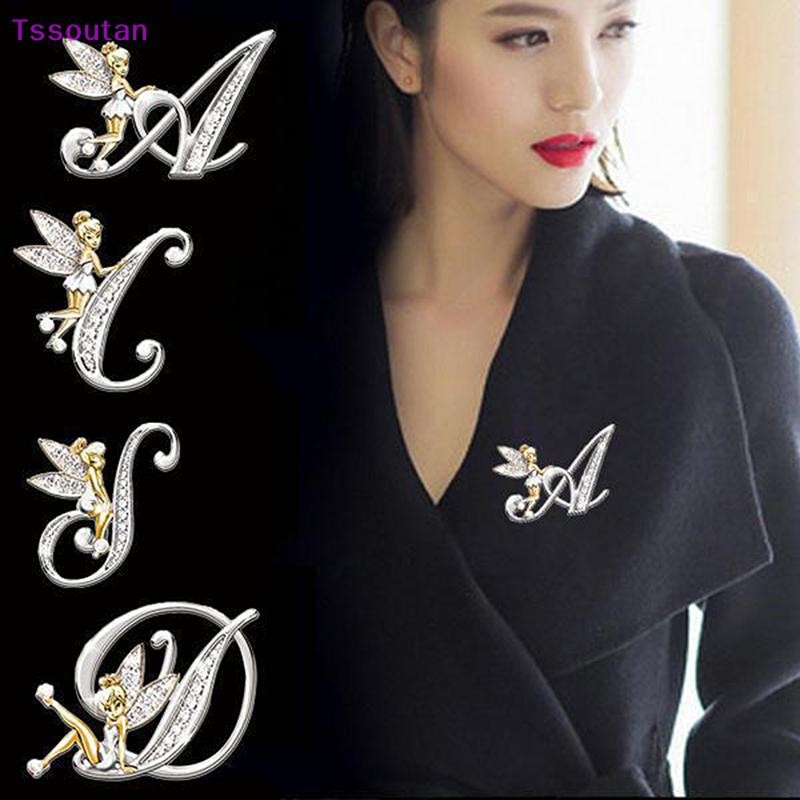 [TSST] คริสตัลตัวอักษรภาษาอังกฤษเข็มกลัด Elf Angel Lapel Pin ชุดเสื้อ Collar Pins เข็มกลัด TAN