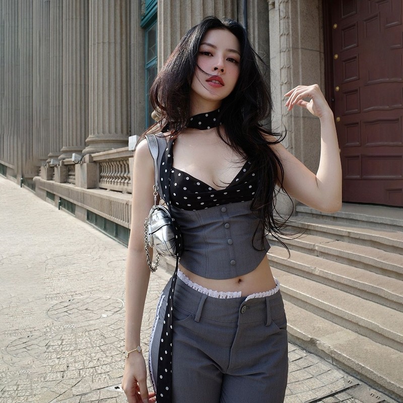 Kliou Wave Point เสื้อกั๊กสลิงปิดไหล่ Cleavage Navel สัมผัสแฟชั่นสบายๆอเนกประสงค์สไตล์หวานดู Slimmer Hipster