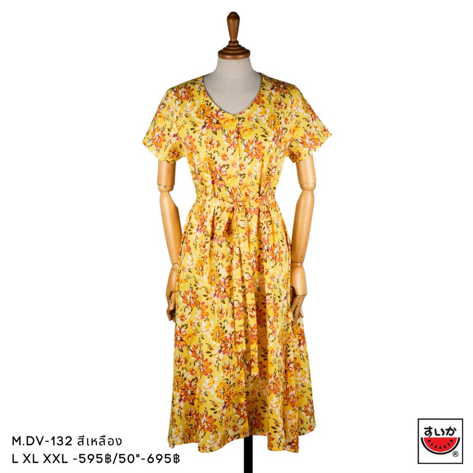 แตงโม (SUIKA) – เดรสคอวีแขนสั้น ผ้าคอตอนผ้าป่านมัสลินผ่าหน้าตลอดพิมพ์ลายดอกไม้ (M.DV-132)