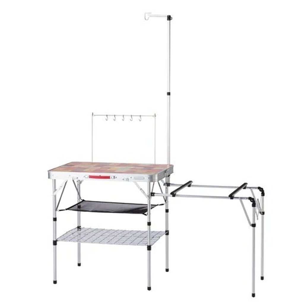 Coleman JP All In 1 Kitchen Table 31294 โต๊ะชุดทำครัว ที่จะทำให้แคมป์ของคุณกลายเป็นครัวย่อมๆ