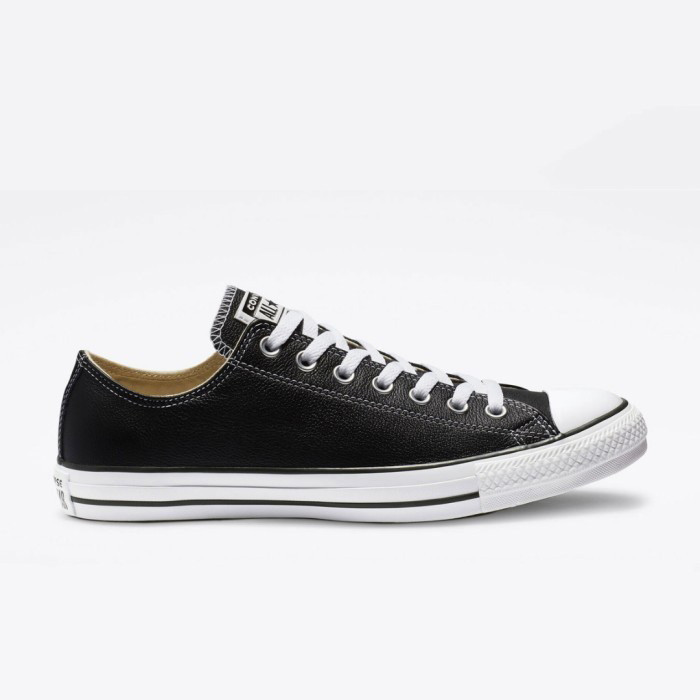 (ของแท้) รองเท้าผ้าใบ *_ Converse Chuck All Star หนังต่ำสีดำสีขาวพร้อมอุปกรณ์เสริม