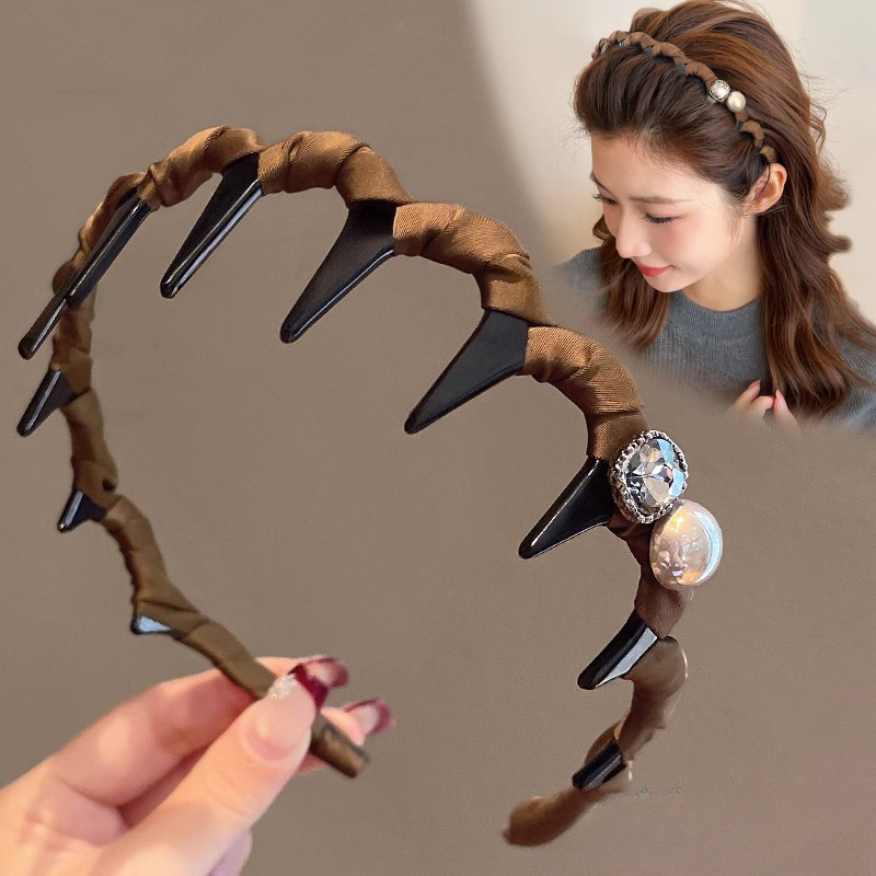 กะโหลกสูงมุกพร้อมฟันกันลื่นสวมใส่ด้านนอกที่คาดผม