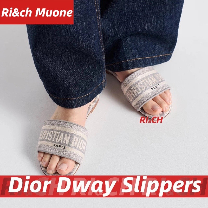 Dior Dway Slippers รองเท้าแตะ