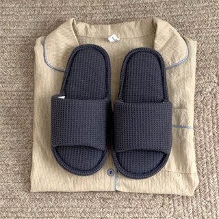 ฉี่ ผู้ชายผู้หญิงที่เรียบง่ายวาฟเฟิลฤดูใบไม้ผลิฤดูร้อนบ้านรอ…