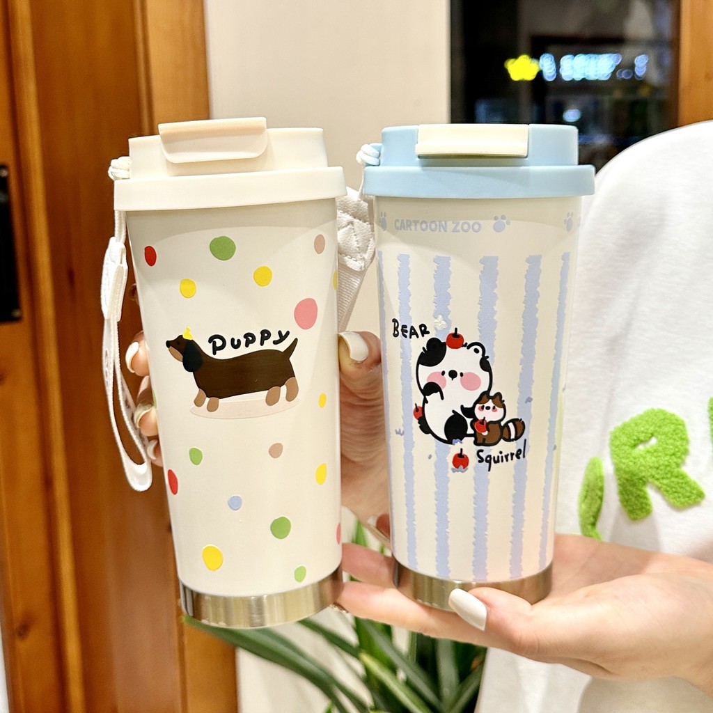 แก้วกาแฟพร้อมหลอดดูด 550ML/18oz 2024 แฟชั่นใหม่ กระติกน้ำพกพาสแตนเลส 316 ขวดน้ำกันรั่วน่ารัก