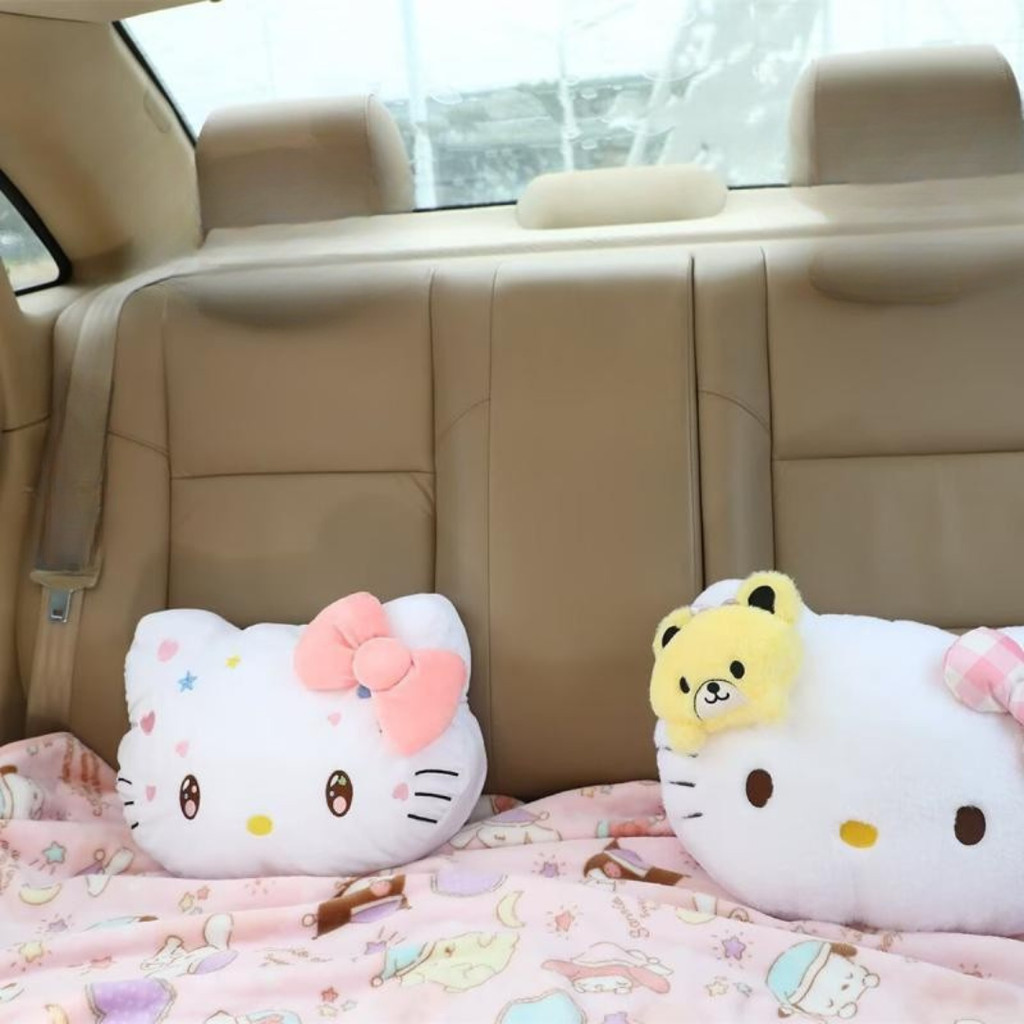 💤 งีบแบบสาวติดแกลม หมอนผ้าห่ม ผ้าห่มขนาด 150×100 cm + หมอนอิง ขนาด 38×32 cm Hello Kitty มาใหม่