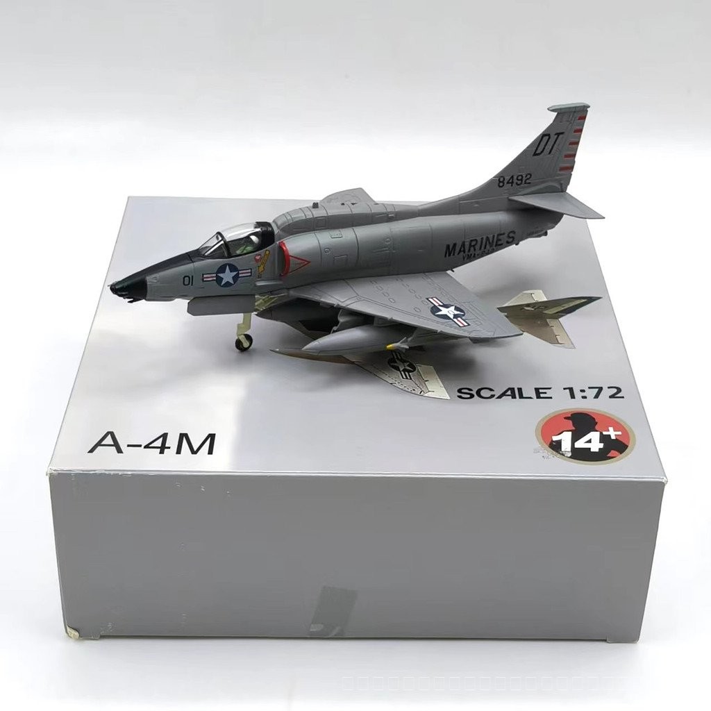1: 72 A-4M Skyhawk Strike เครื่องบิน US Marine Corps Fighter จําลองเครื่องบินรุ่นคอลเลกชัน